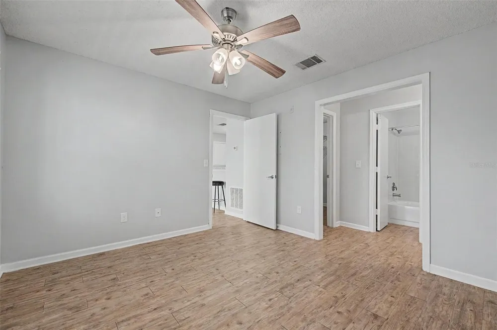 11901 4TH STREET #1206 St Petersburg, FL 33716