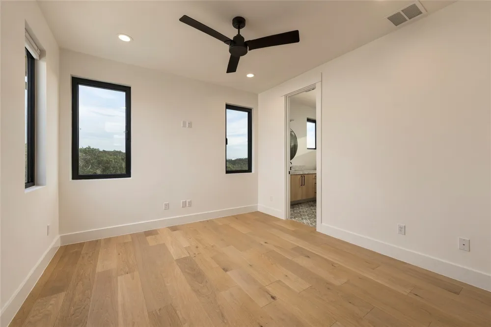 8112 Kuhn Drive Austin, TX 78736