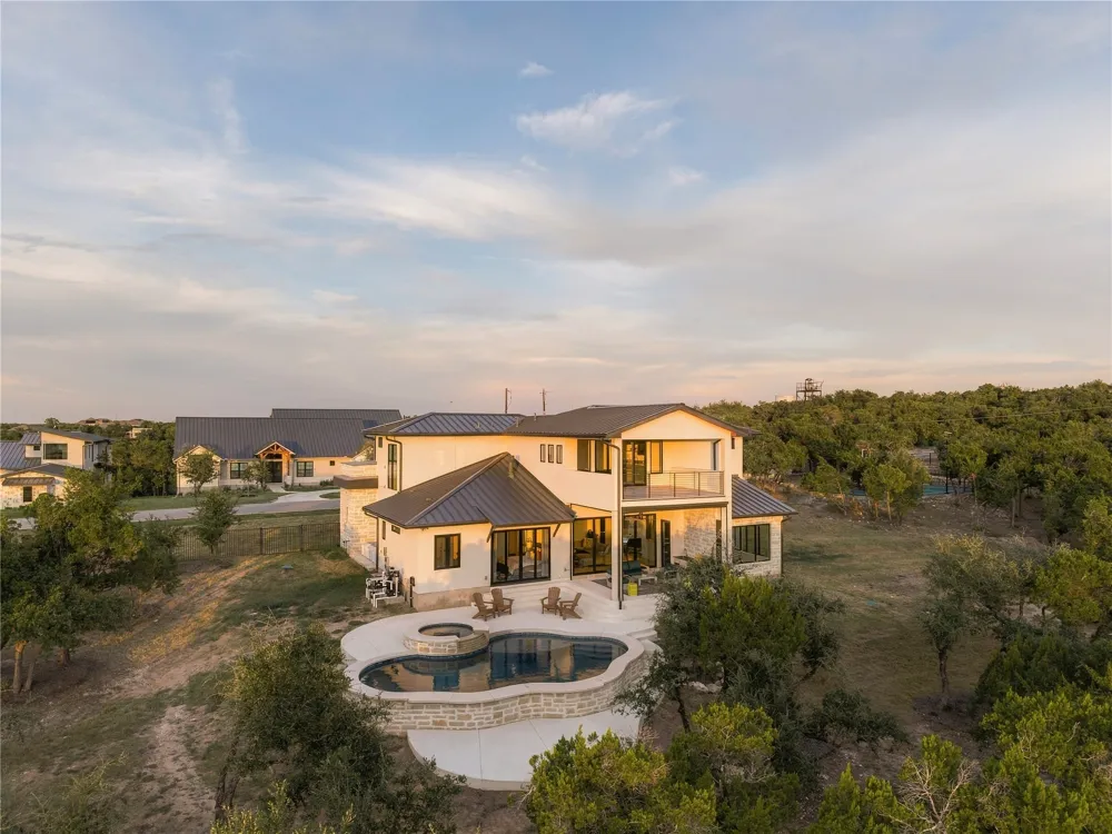 8112 Kuhn Drive Austin, TX 78736