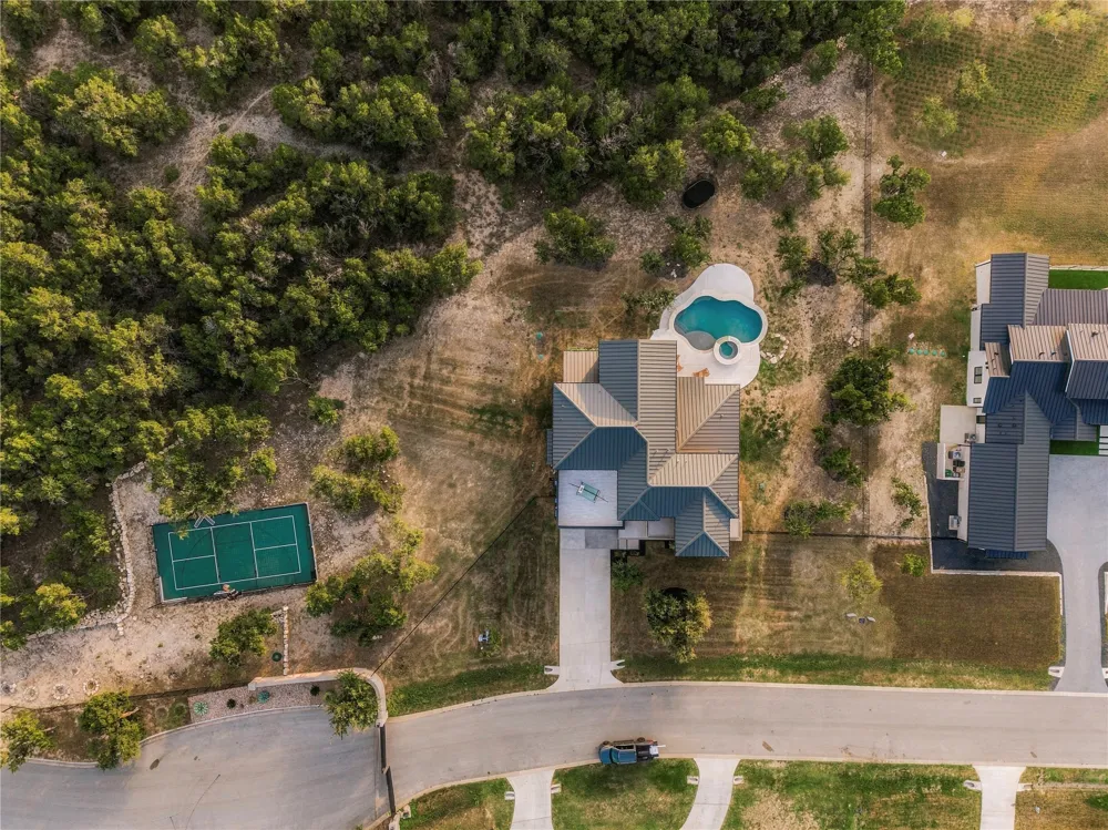 8112 Kuhn Drive Austin, TX 78736
