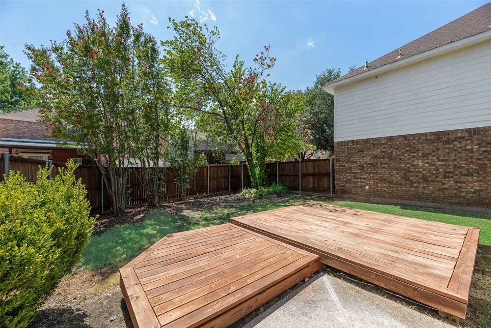 654 Spring Street Allen, TX 75002