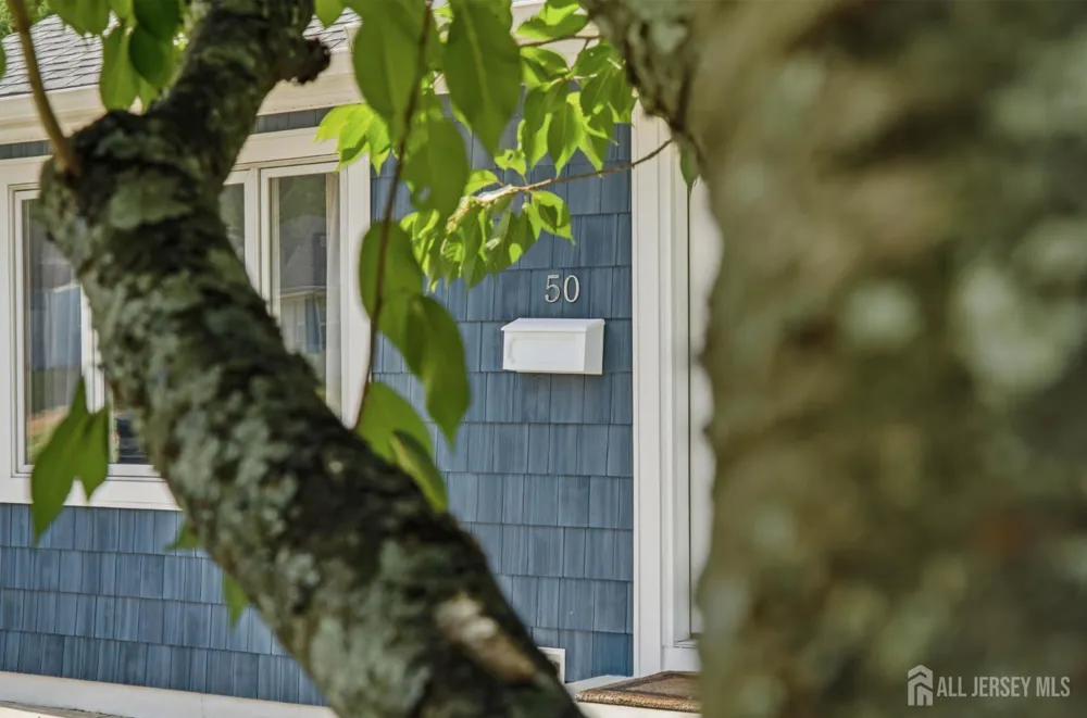 50 Fairview Drive Middletown, NJ 07748
