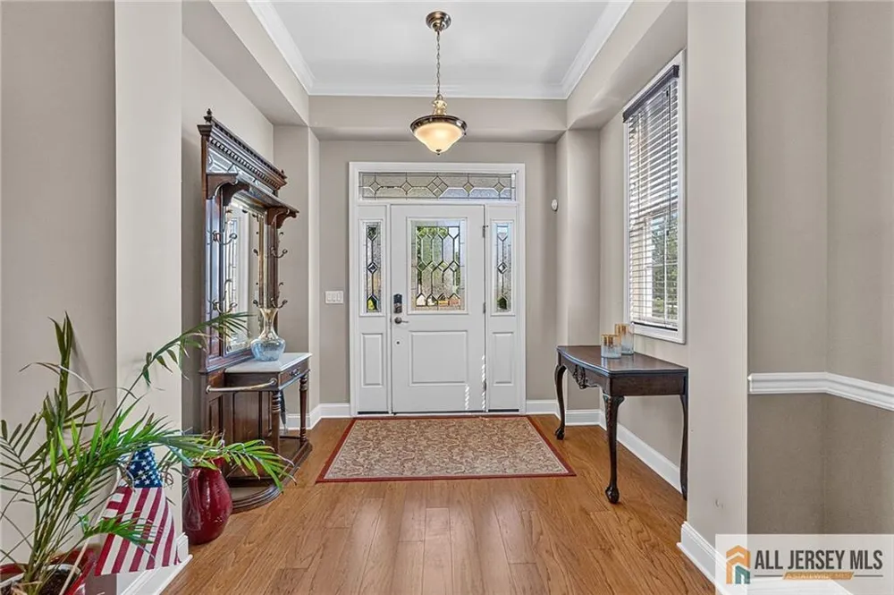 3 Aquaduct Road Monroe, NJ 08831