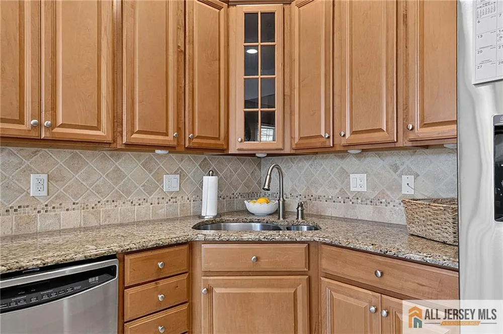 3 Aquaduct Road Monroe, NJ 08831