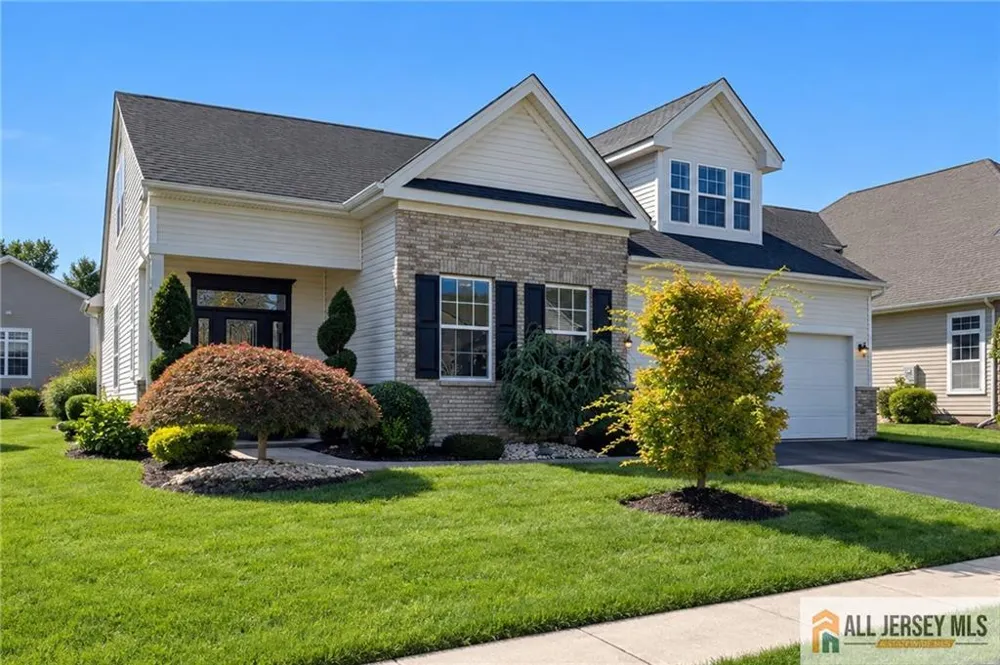 3 Aquaduct Road Monroe, NJ 08831