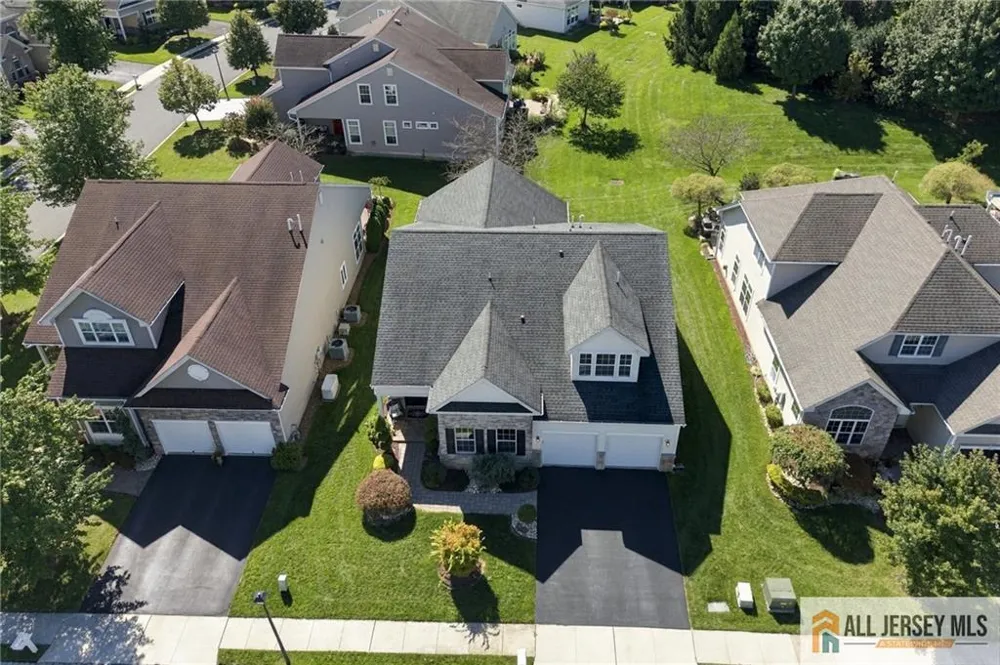 3 Aquaduct Road Monroe, NJ 08831