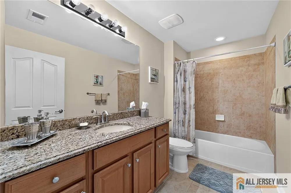 3 Aquaduct Road Monroe, NJ 08831