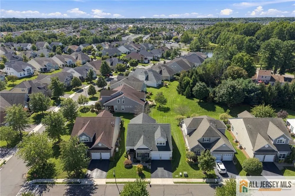 3 Aquaduct Road Monroe, NJ 08831