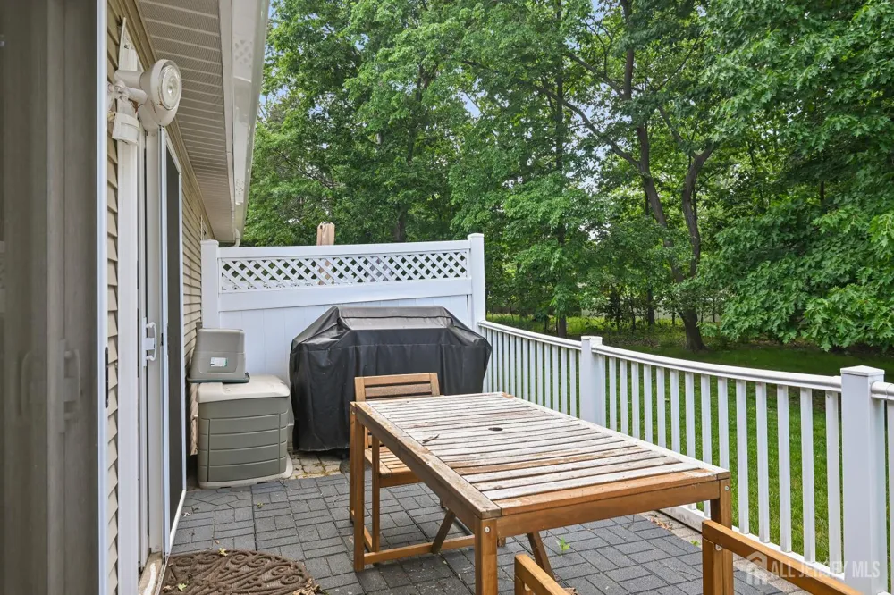 67 Albury Way North Brunswick, NJ 08902