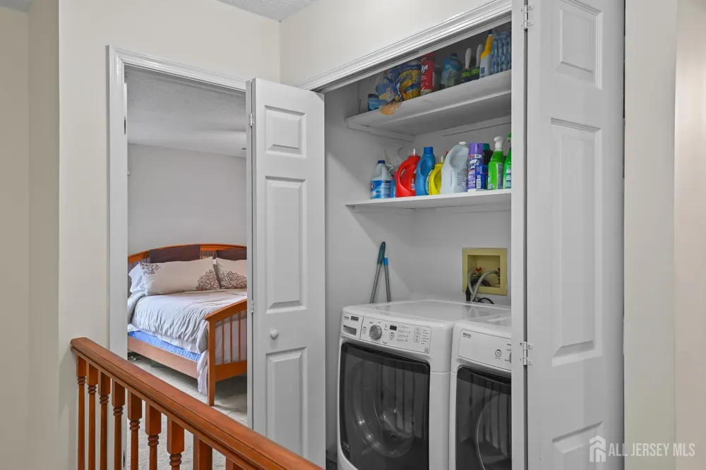 67 Albury Way North Brunswick, NJ 08902