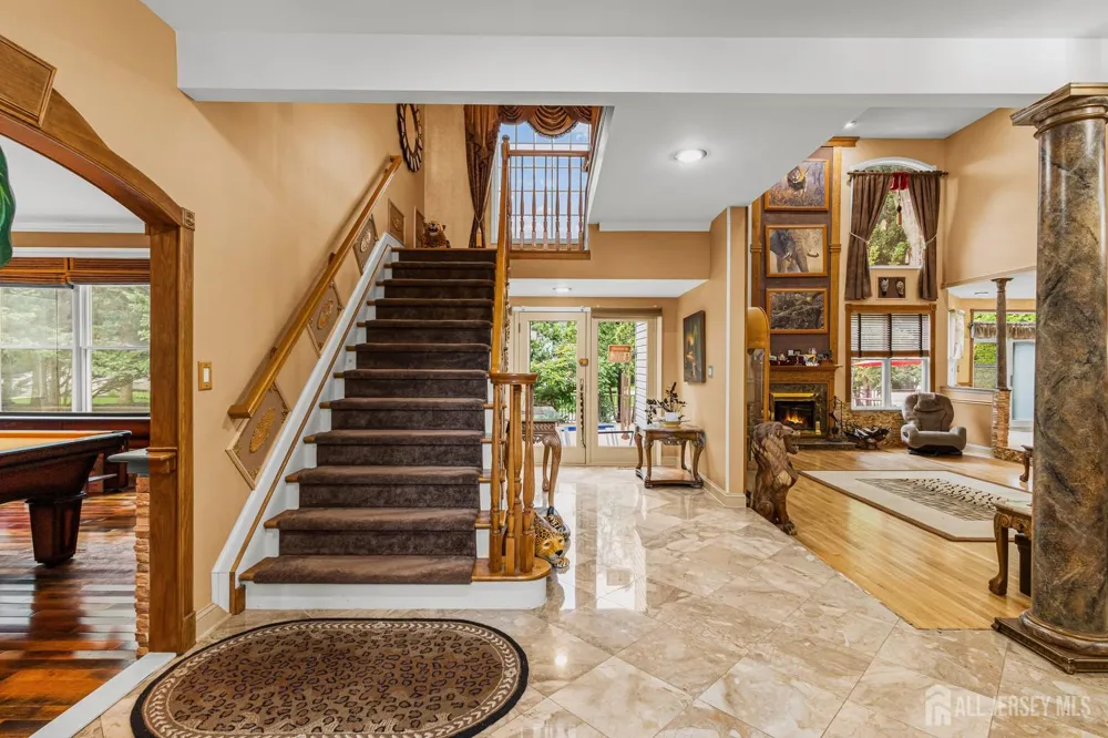 2 Lexington Court Monroe, NJ 08831