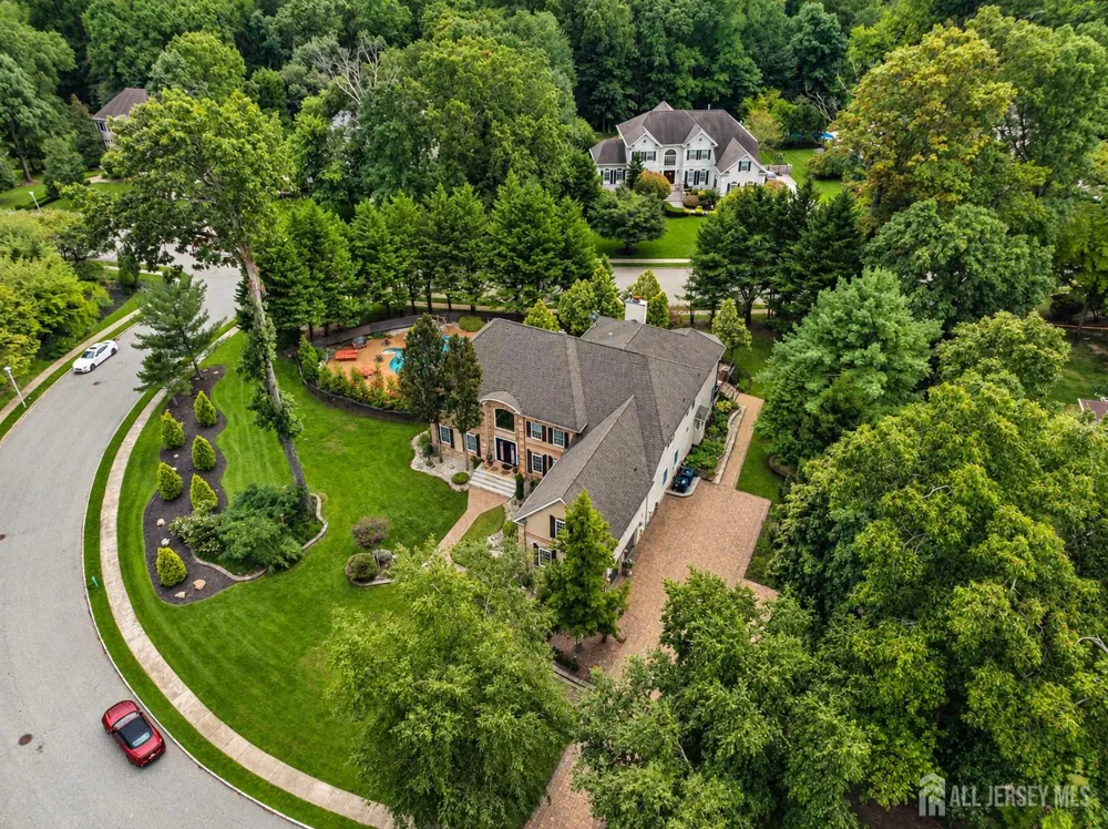 2 Lexington Court Monroe, NJ 08831