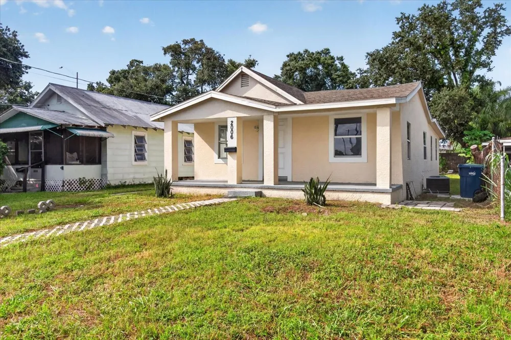 2006 E STUART STREET Tampa, FL 33605