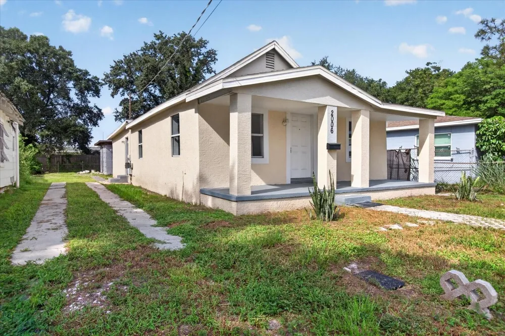 2006 E STUART STREET Tampa, FL 33605