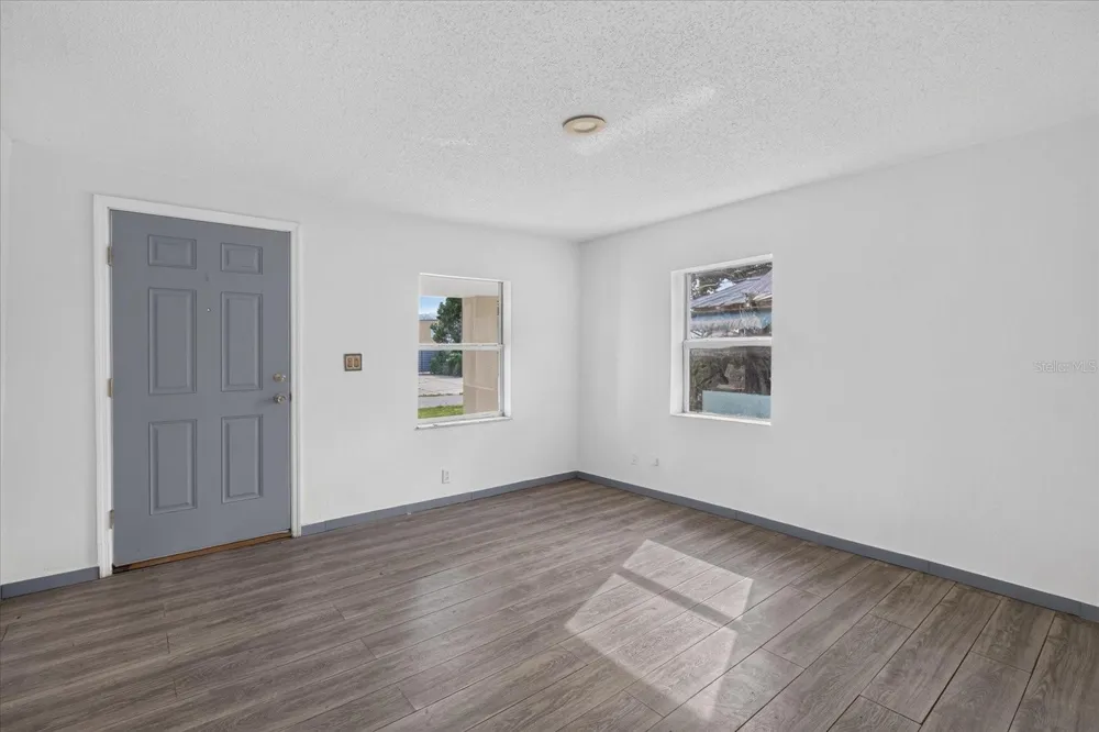 2006 E STUART STREET Tampa, FL 33605