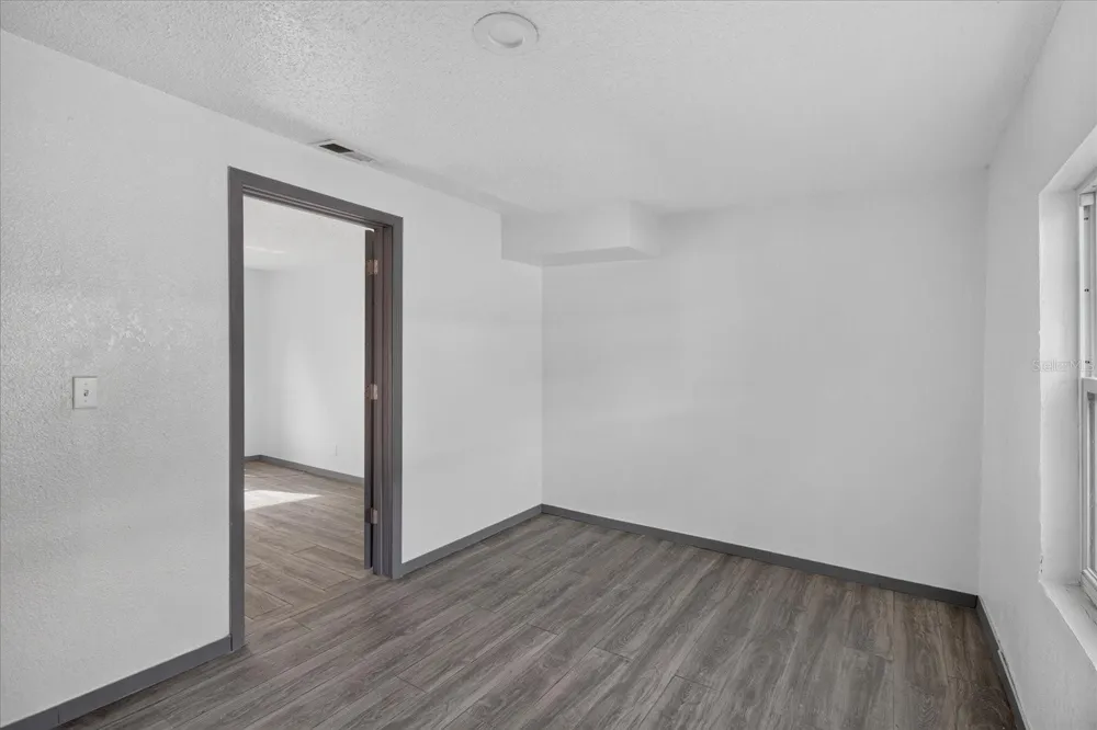 2006 E STUART STREET Tampa, FL 33605