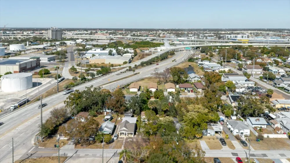 2006 E STUART STREET Tampa, FL 33605