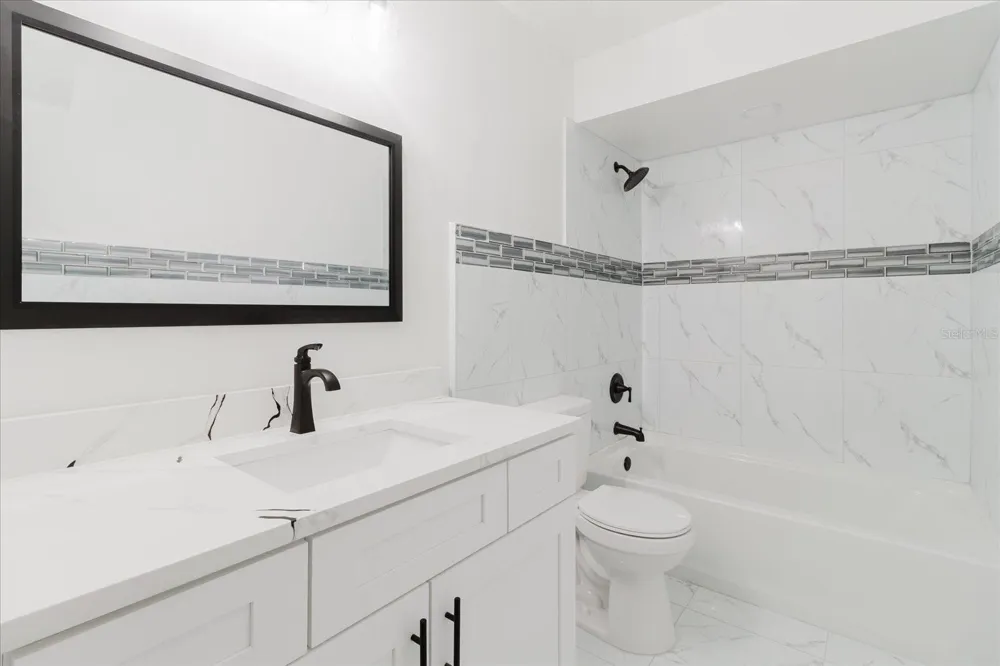 3014 S WEST SHORE BOULEVARD W Tampa, FL 33629