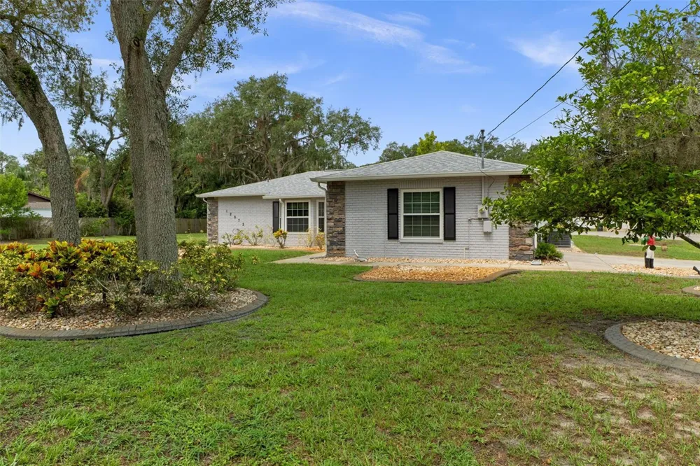 12072 LACEY DRIVE New Port Richey, FL 34654