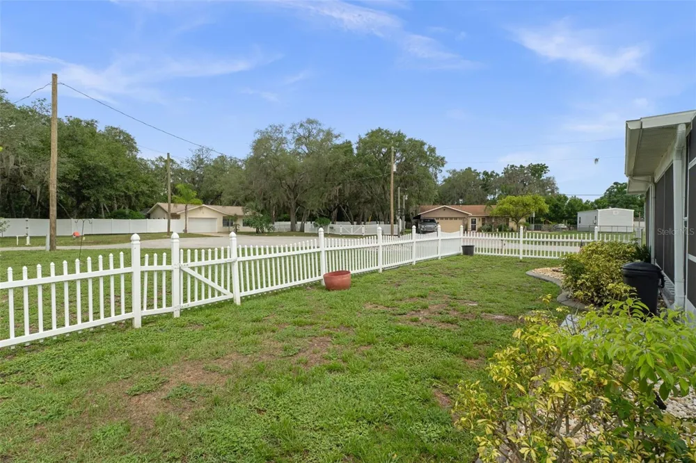12072 LACEY DRIVE New Port Richey, FL 34654