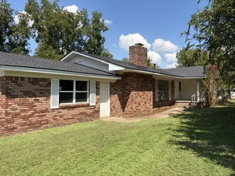 418 Rock Street