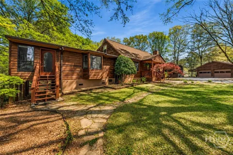 1641 Flat Rock Rd.