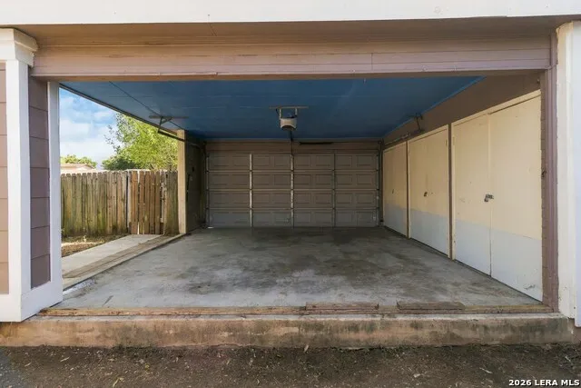 6823 MOUNTAIN SPRING ST San Antonio, TX 78249