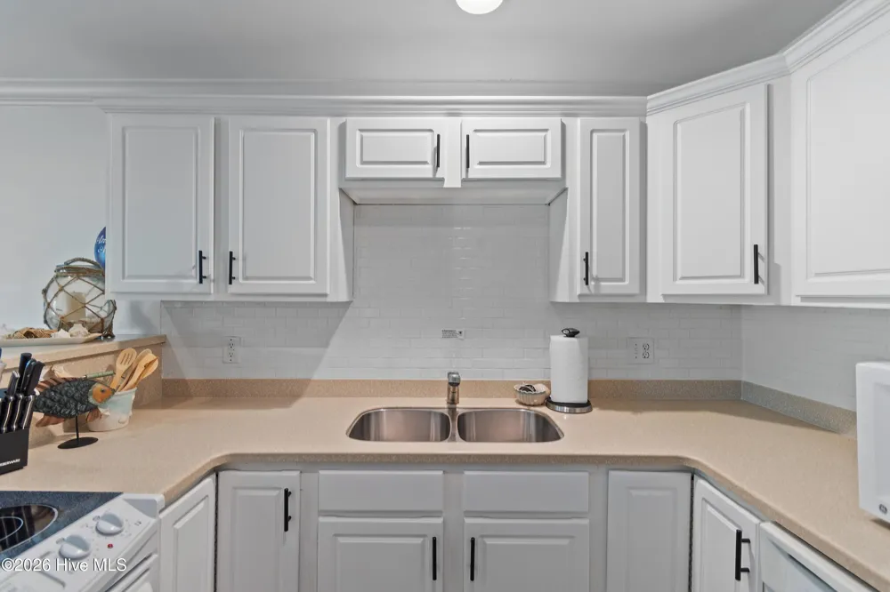 105 SE 58th Street #8204 Oak Island, NC 28465