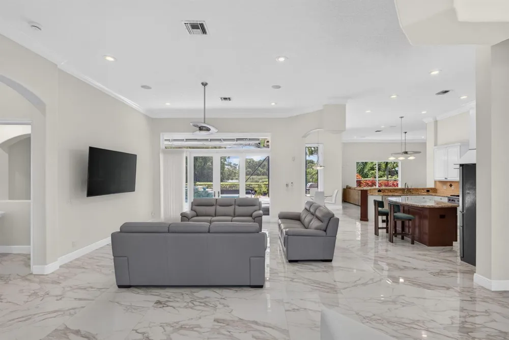 8055 Woodsmuir Drive West Palm Beach, FL 33412