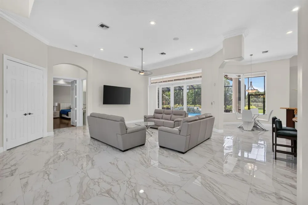 8055 Woodsmuir Drive West Palm Beach, FL 33412