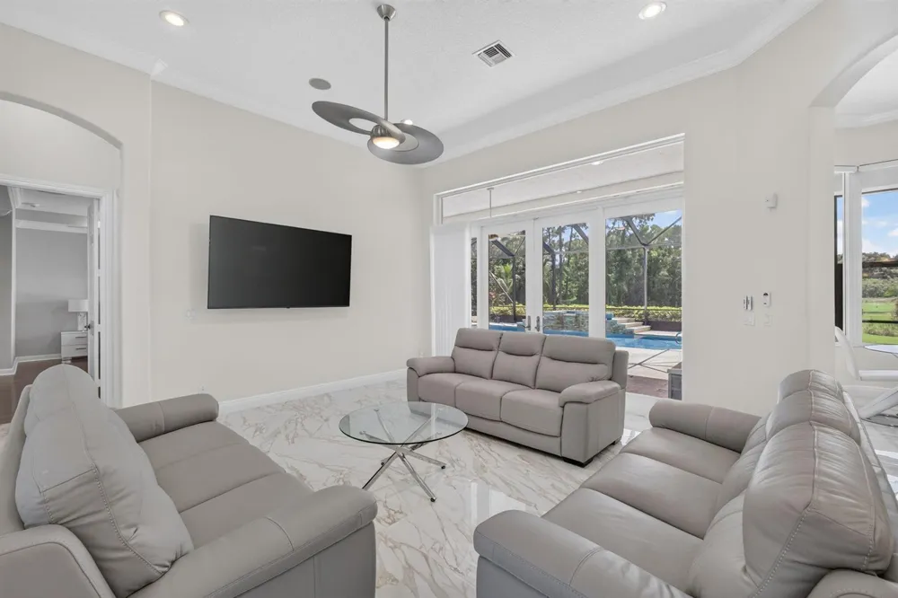 8055 Woodsmuir Drive West Palm Beach, FL 33412