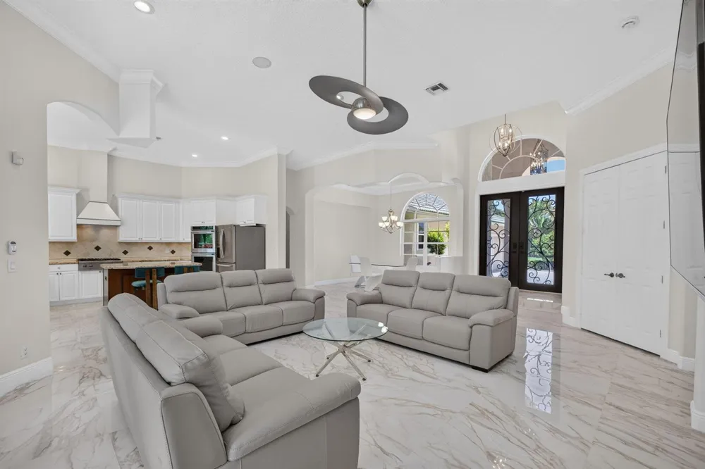 8055 Woodsmuir Drive West Palm Beach, FL 33412