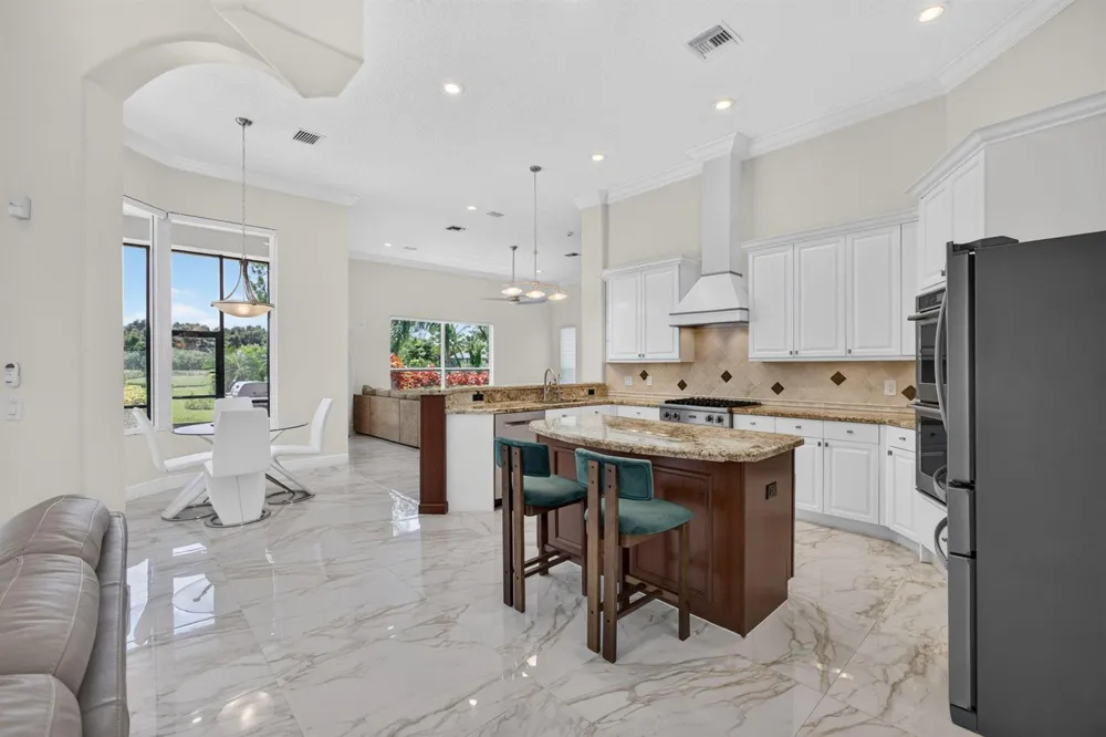 8055 Woodsmuir Drive West Palm Beach, FL 33412