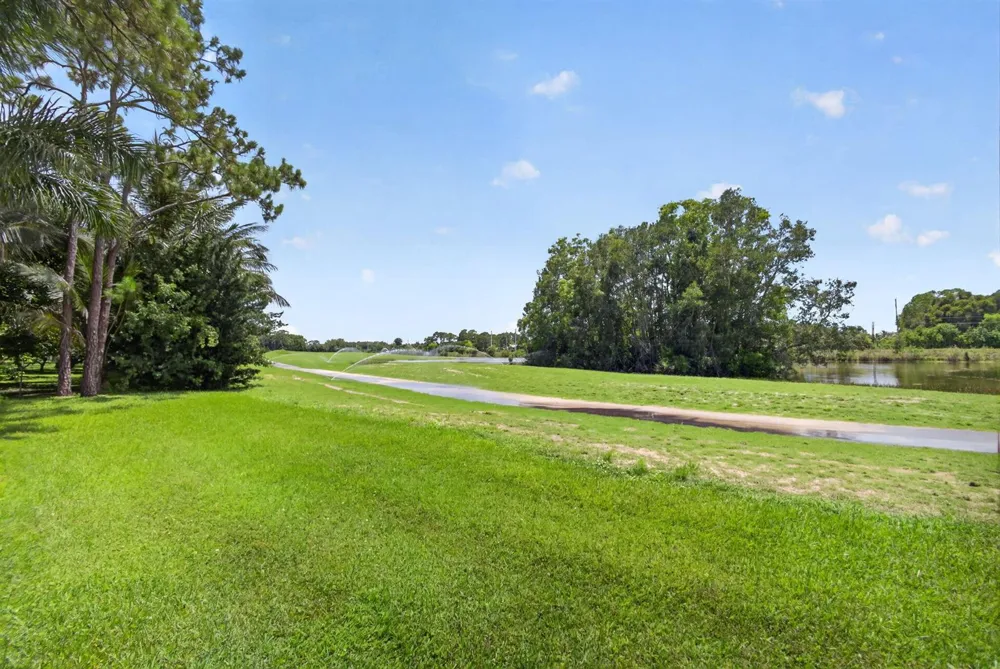 8055 Woodsmuir Drive West Palm Beach, FL 33412