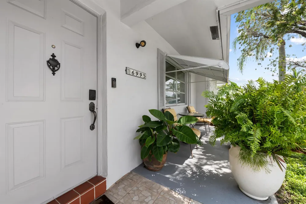 6995 NW 10TH COURT Margate, FL 33063