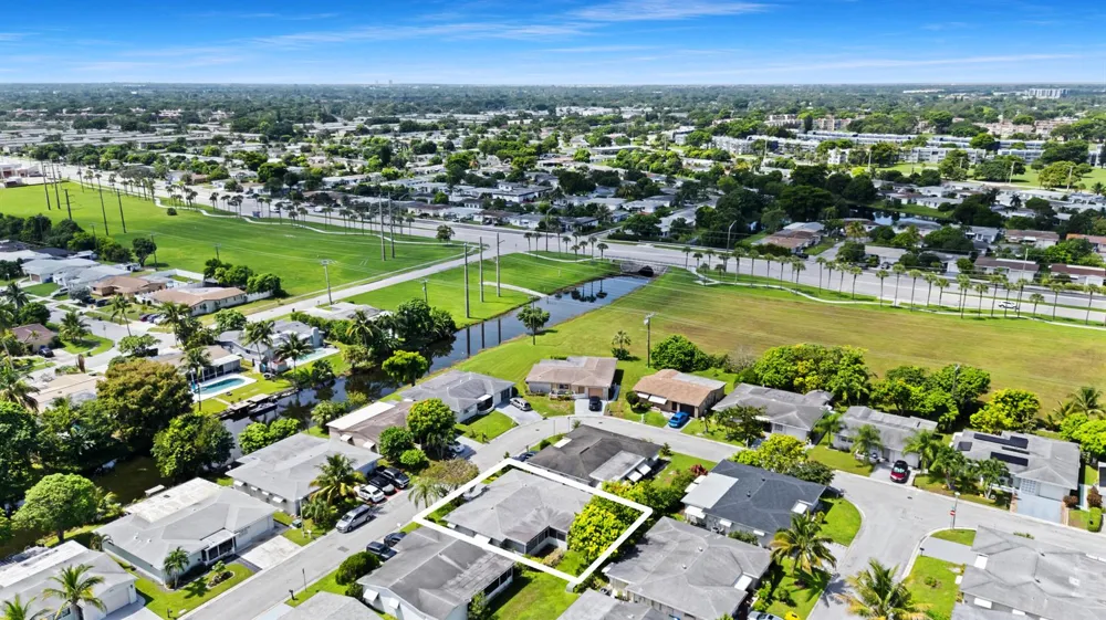 6995 NW 10TH COURT Margate, FL 33063
