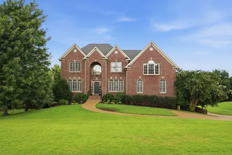 1236 Monarch Way
