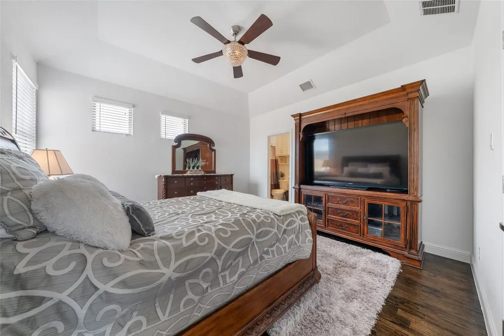 102 Whitney Court Aledo, TX 76008