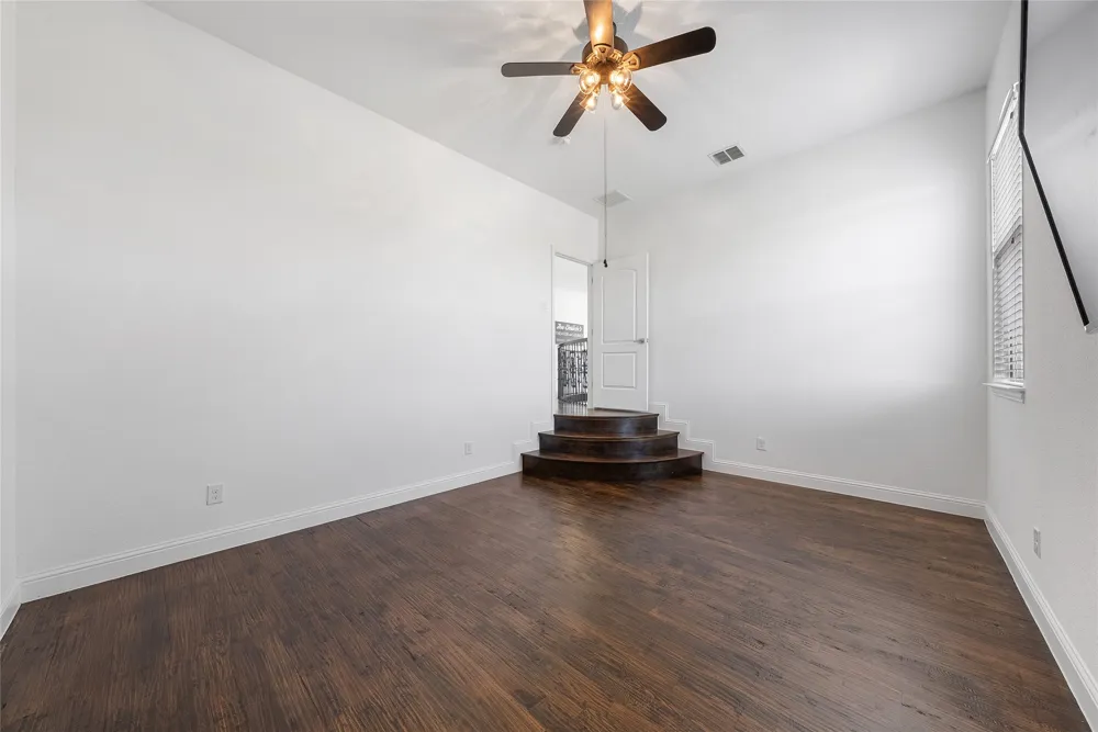 102 Whitney Court Aledo, TX 76008