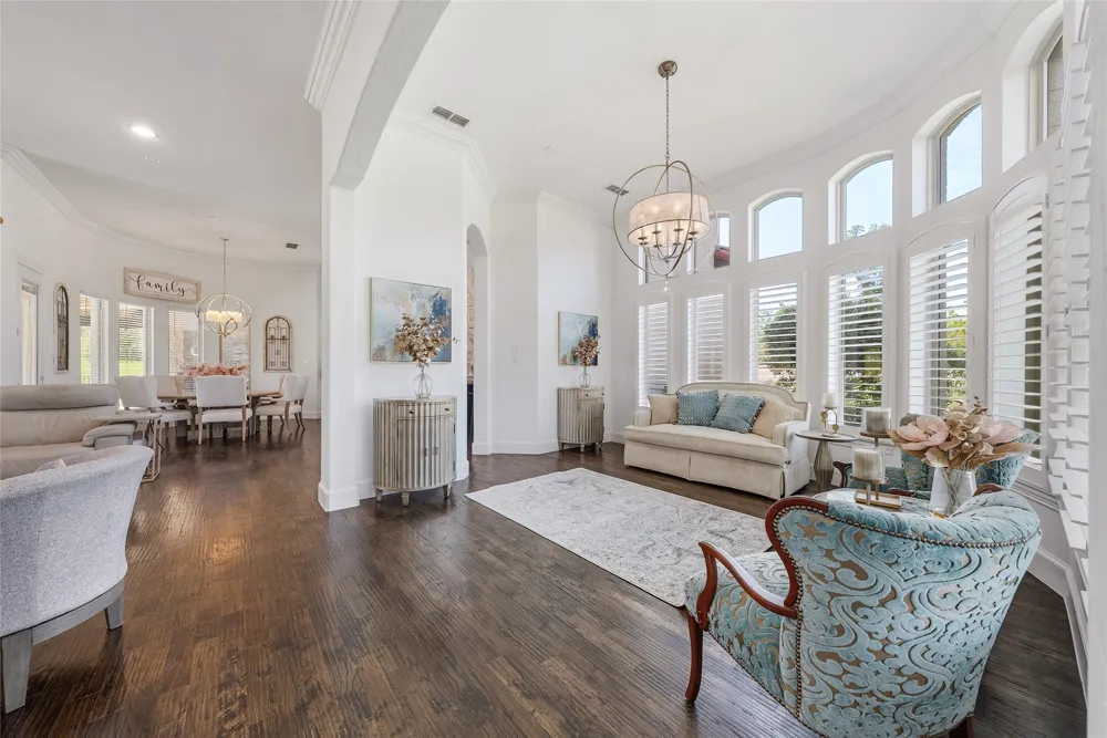 102 Whitney Court Aledo, TX 76008
