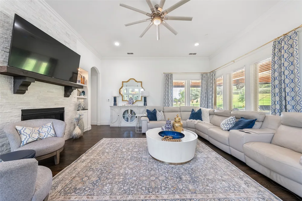 102 Whitney Court Aledo, TX 76008