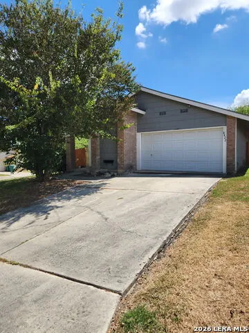 8422 Clear Meadow