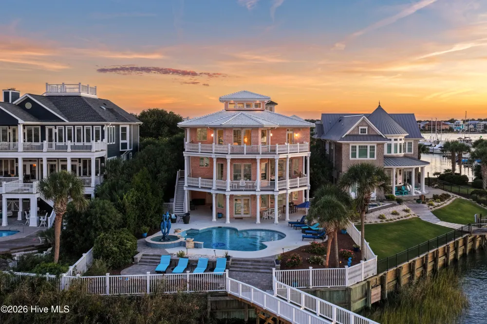 438 Oceana Way Carolina Beach, NC 28428