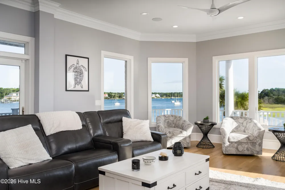 438 Oceana Way Carolina Beach, NC 28428