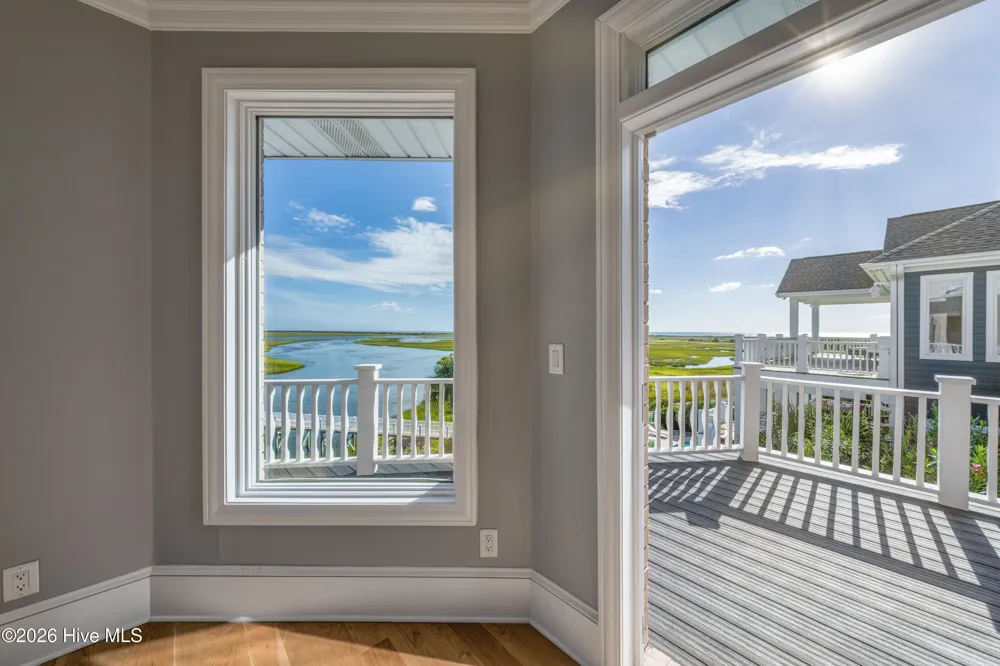 438 Oceana Way Carolina Beach, NC 28428