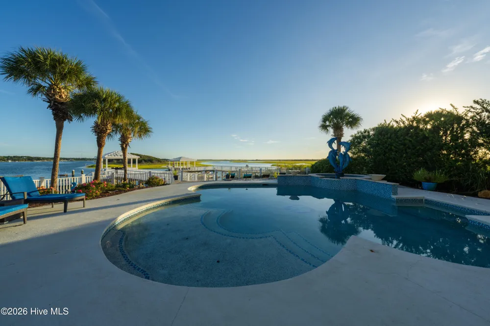 438 Oceana Way Carolina Beach, NC 28428