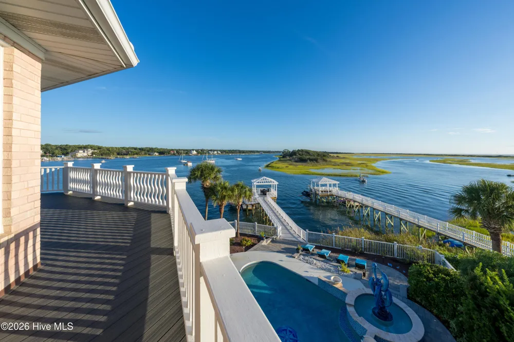 438 Oceana Way Carolina Beach, NC 28428