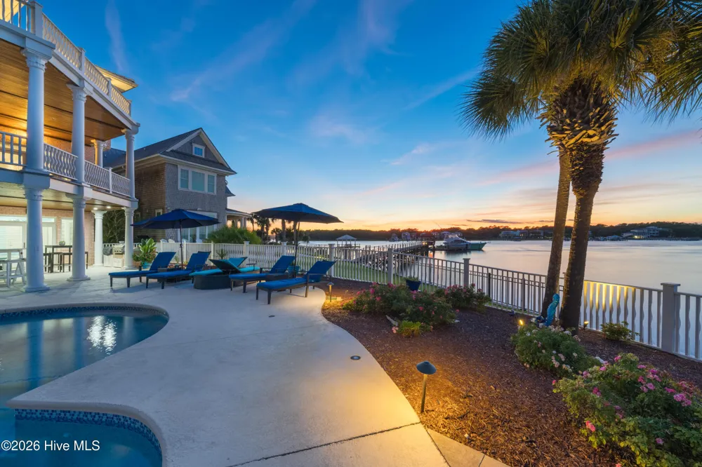 438 Oceana Way Carolina Beach, NC 28428