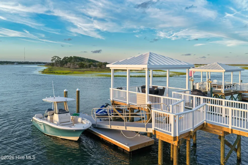 438 Oceana Way Carolina Beach, NC 28428