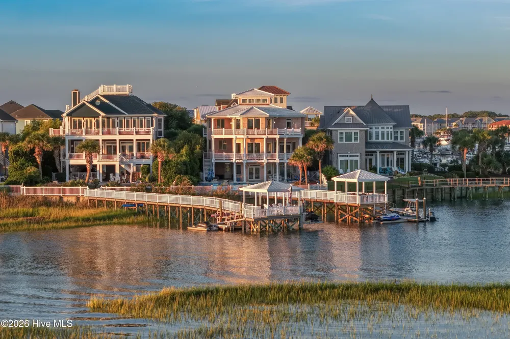 438 Oceana Way Carolina Beach, NC 28428